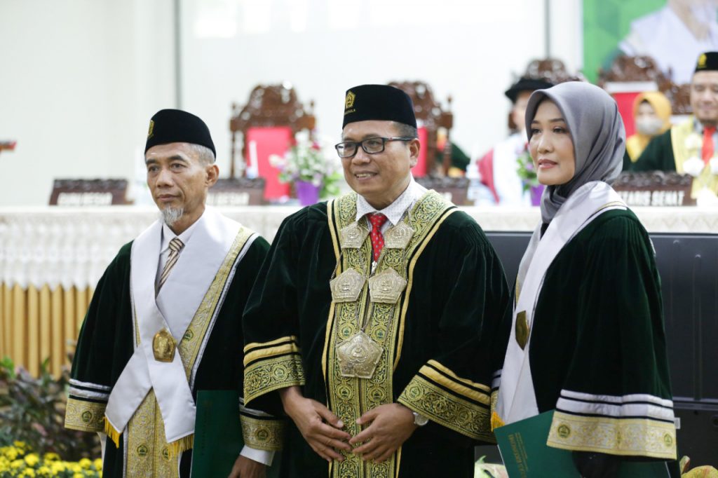 Mencerminkan Nilai-Nilai Agama: Unissula Angkat Ken Sudarti Menjadi Guru Besar